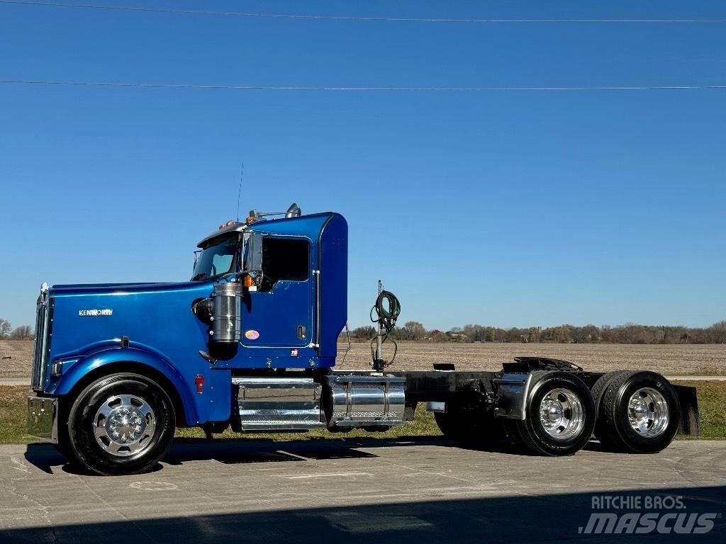 Kenworth W900 Τράκτορες