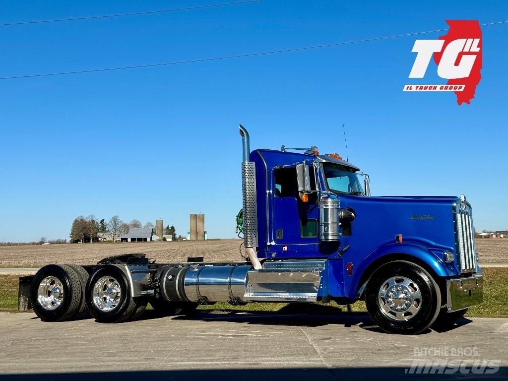 Kenworth W900 Τράκτορες