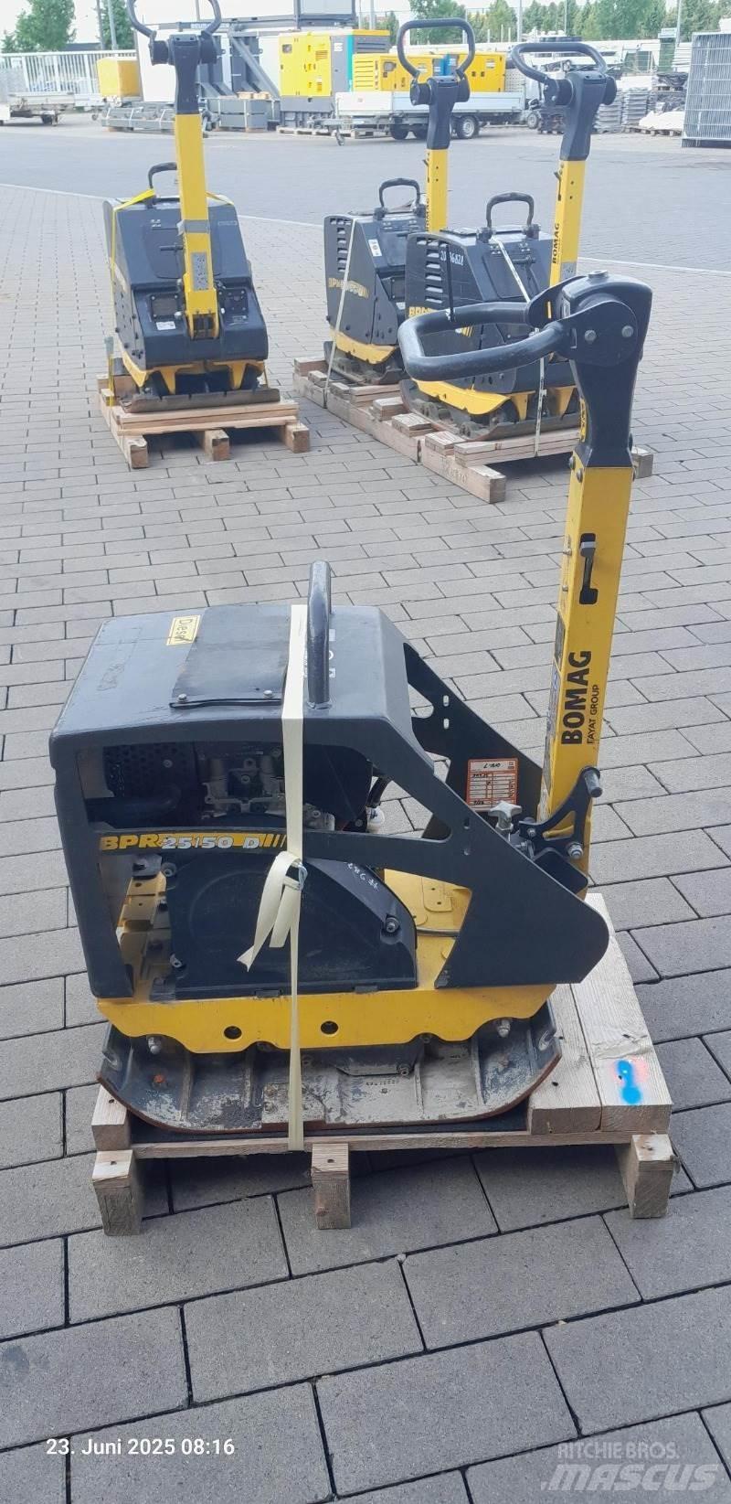 Bomag BPR 25/50 D Επίπεδοι κόπανοι