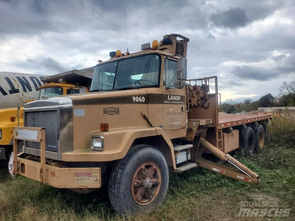 Autocar WHITE ACL64B Φορτηγά με Γερανό