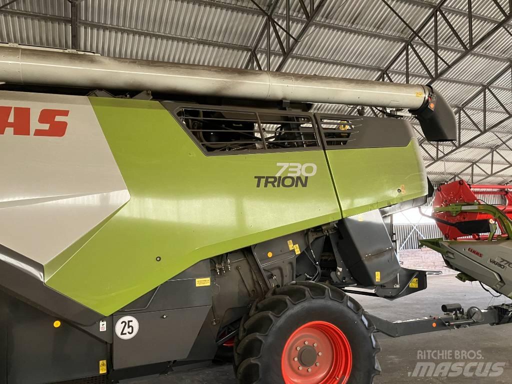 CLAAS Trion 730 Θεριζοαλωνιστικές μηχανές