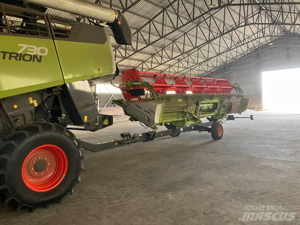 CLAAS Trion 730 Θεριζοαλωνιστικές μηχανές