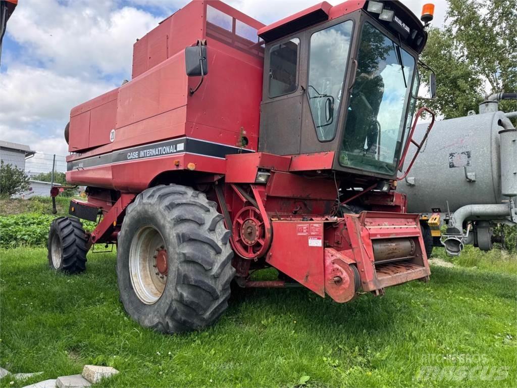 Case IH 1680 Axial Θεριζοαλωνιστικές μηχανές