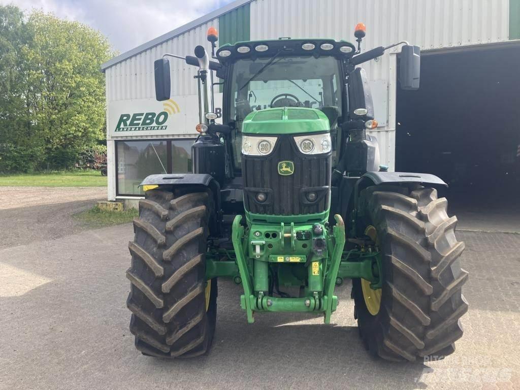 John Deere 6250R Τρακτέρ