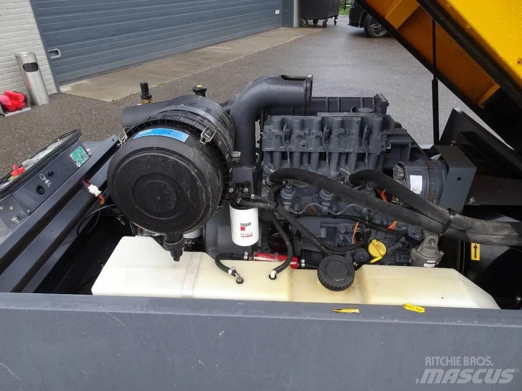 Atlas Copco XAS67 Συμπιεστές
