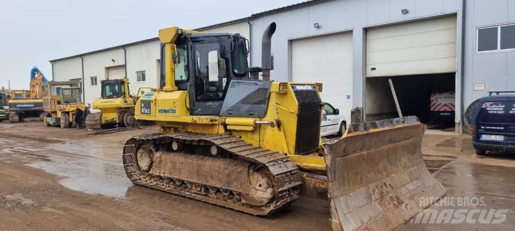 Komatsu D 61 EX-15 Μπουλντόζες με ερπύστριες