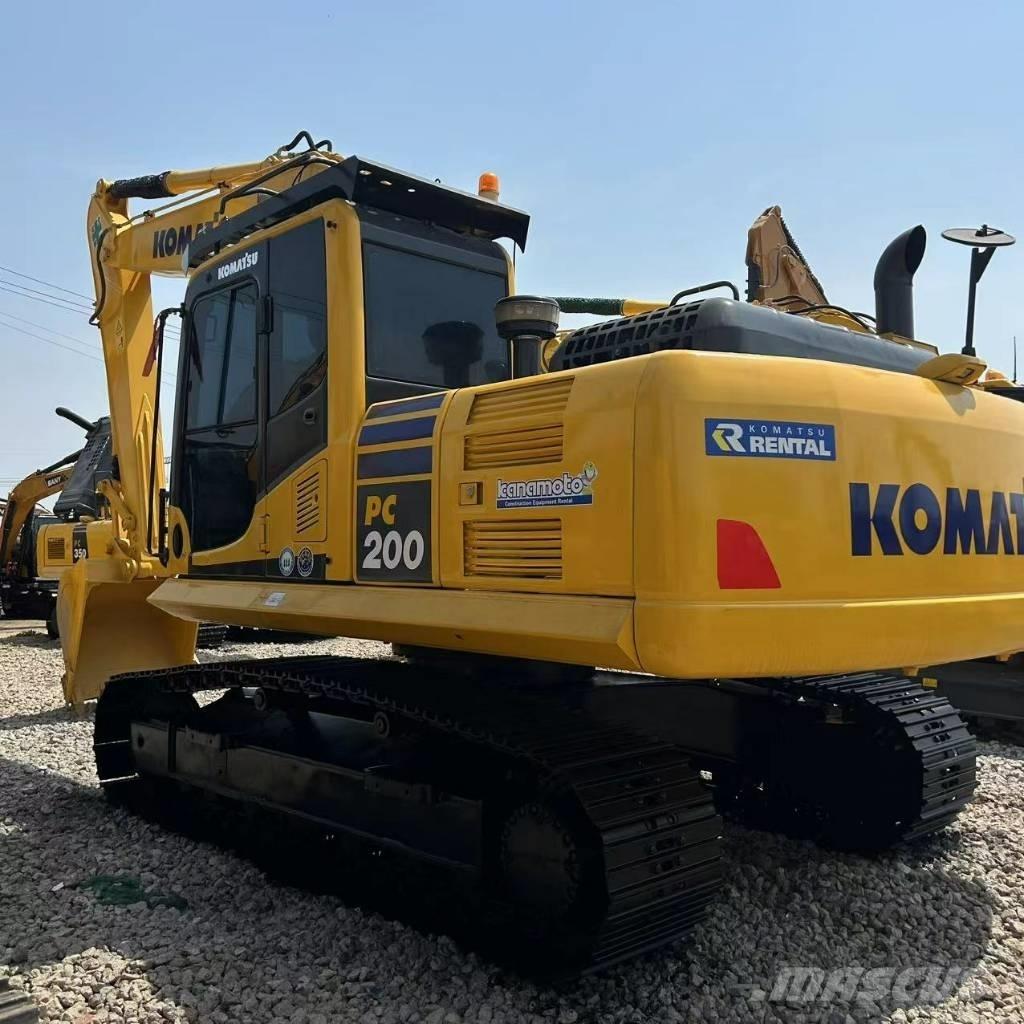 Komatsu PC 200-8 Εκσκαφείς με ερπύστριες