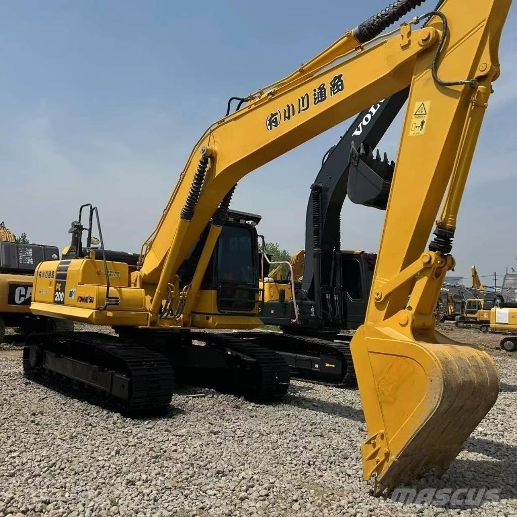 Komatsu PC 200-8 Εκσκαφείς με ερπύστριες