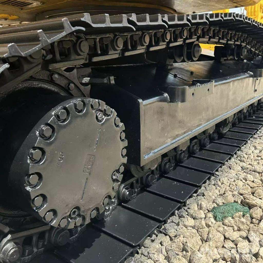 Komatsu PC 200-8 Εκσκαφείς με ερπύστριες