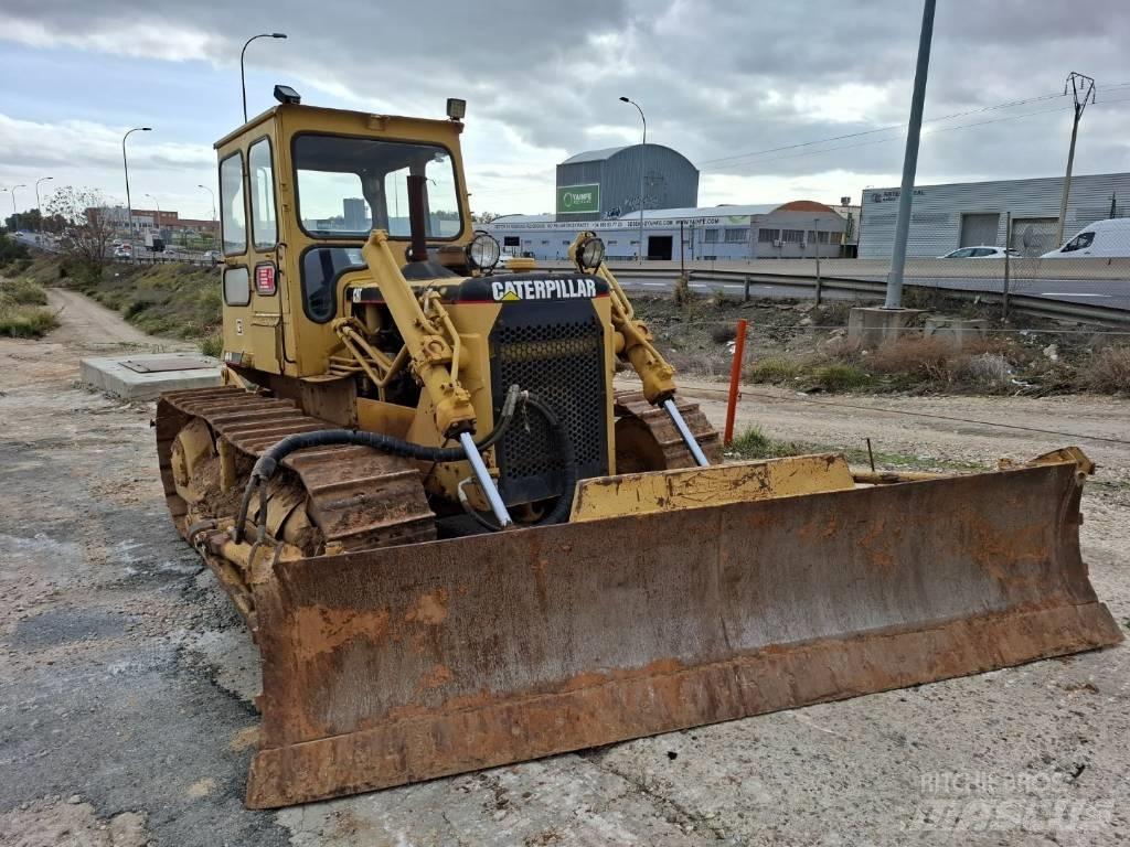 CAT D 4 D Μπουλντόζες με ερπύστριες
