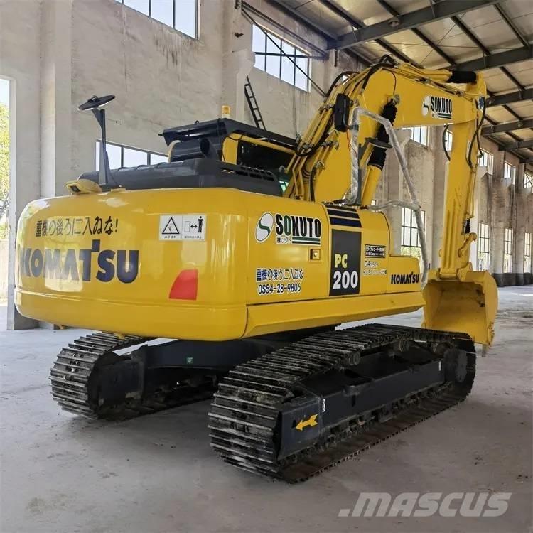 Komatsu PC200-8 Εκσκαφείς με ερπύστριες