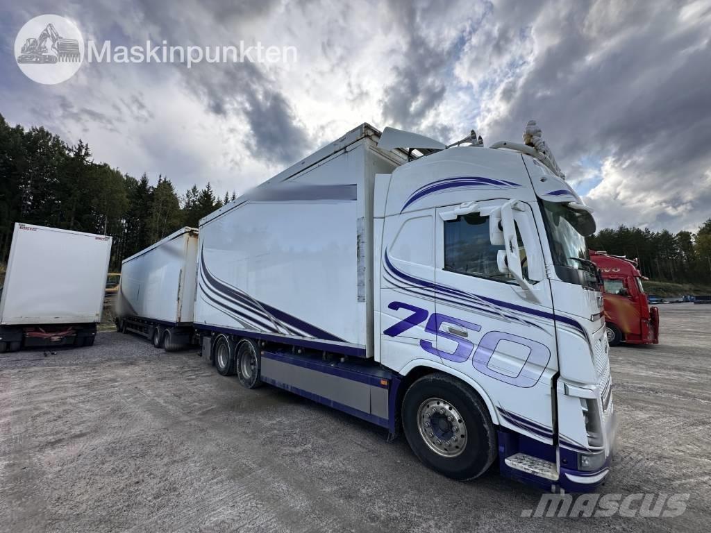 Volvo FH 16 750 Φορτηγά θρυμματισένου ξύλου