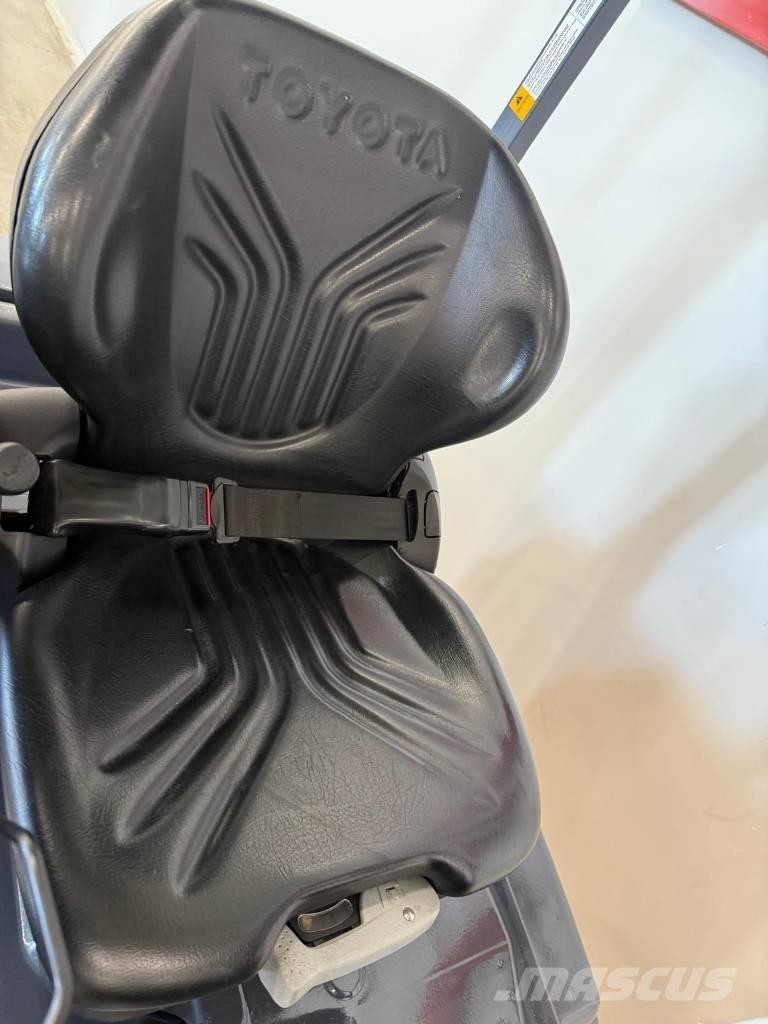 Toyota 10971 - 8FBM16T Ηλεκτρικά περονοφόρα ανυψωτικά κλαρκ