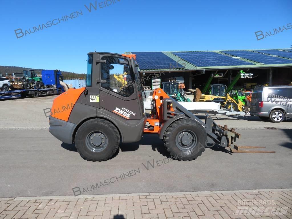Hitachi ZW 95 Φορτωτές με λάστιχα (Τροχοφόροι)