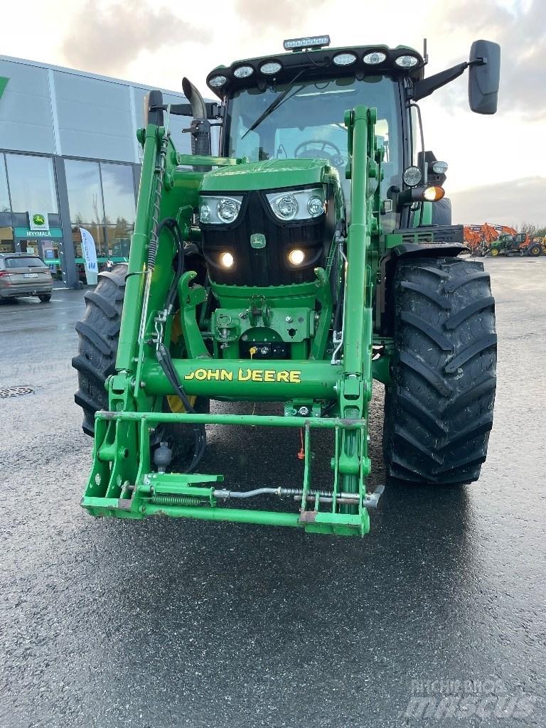 John Deere 6115R Τρακτέρ