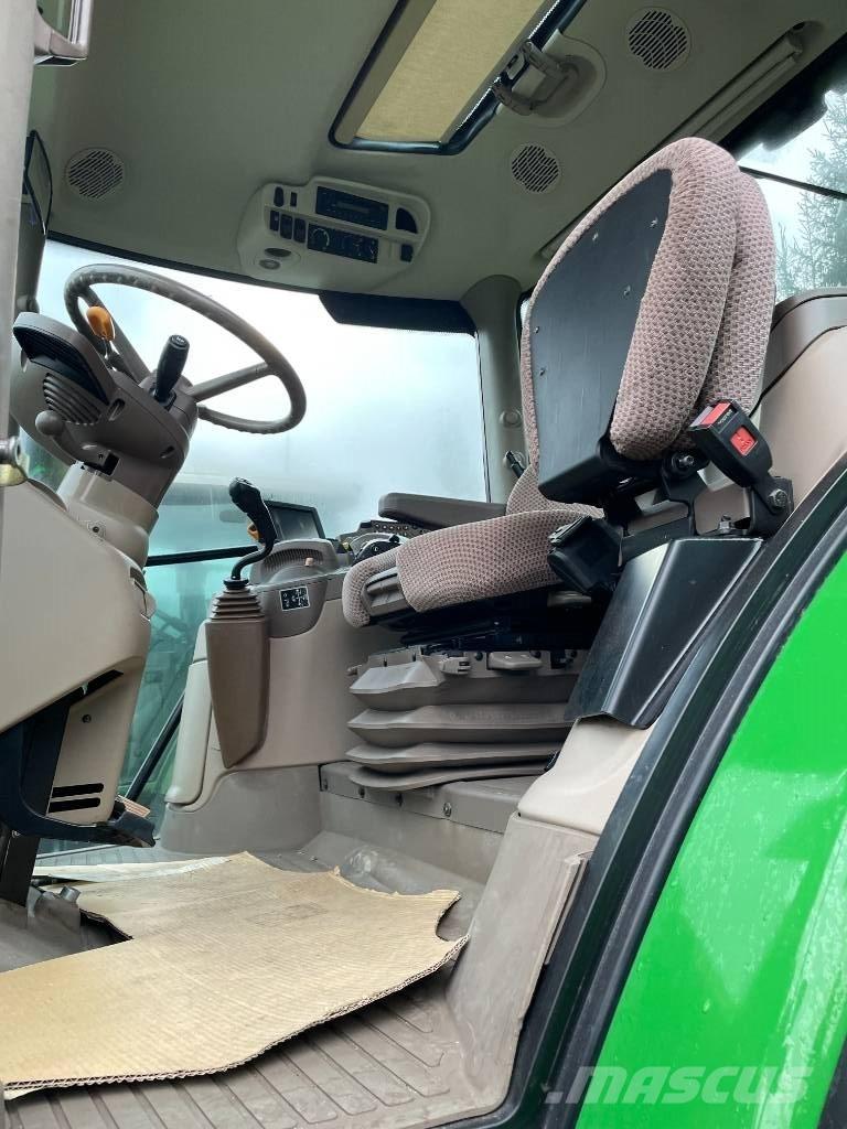 John Deere 6115R Τρακτέρ