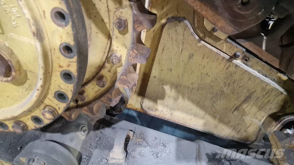 CAT D5 FOR PARTS Μπουλντόζες με ερπύστριες