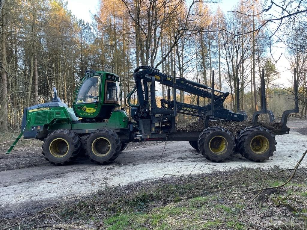 John Deere 1110G Μεταφορείς ξυλείας