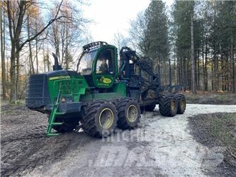 John Deere 1110G Μεταφορείς ξυλείας