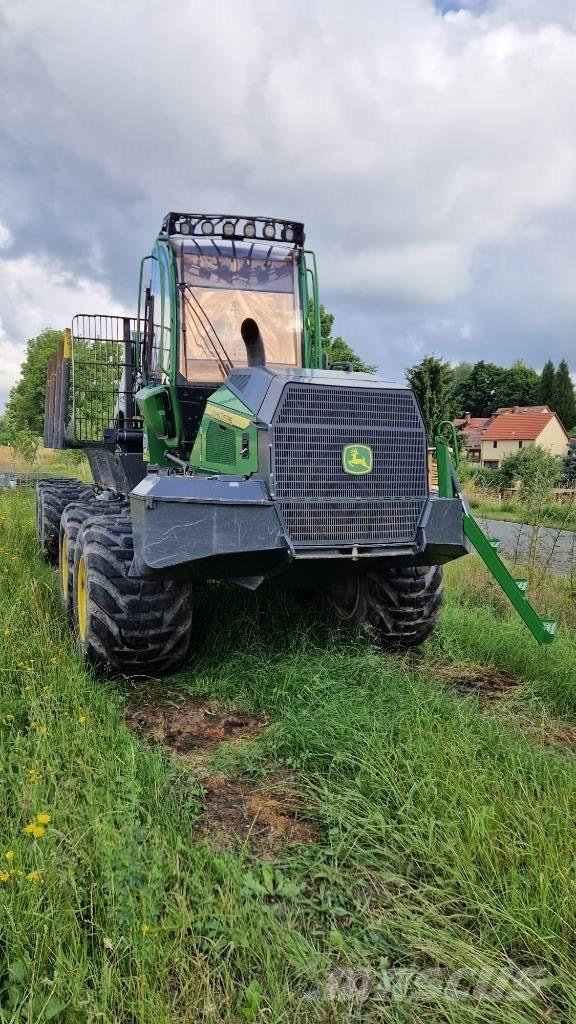 John Deere 1010G Μεταφορείς ξυλείας
