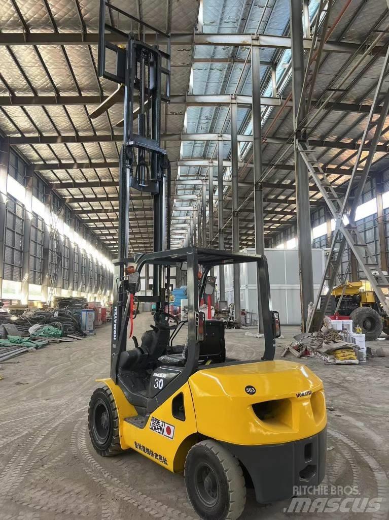 Komatsu FD 30 T-17 Πετρελαιοκίνητα Κλαρκ