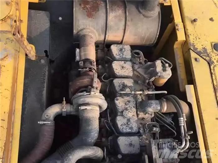 Komatsu PC 200-7 Εκσκαφείς με ερπύστριες