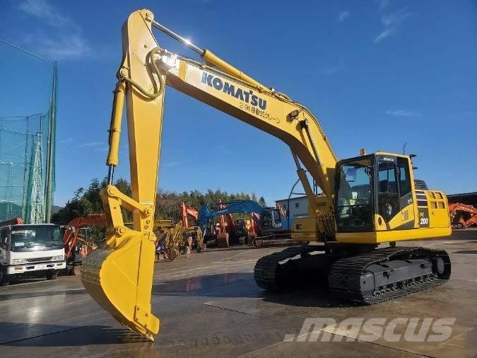 Komatsu PC 200 Εκσκαφείς με ερπύστριες