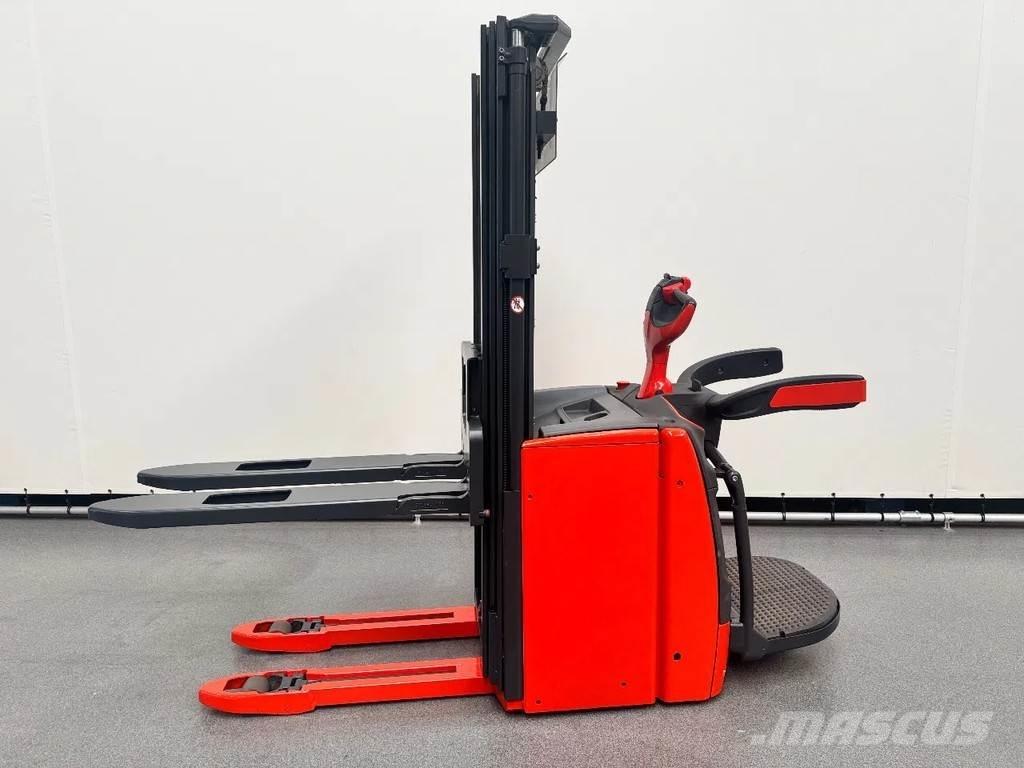 Linde L 14 AP Παλετοφόρα πεζού χειριστή με ιστό