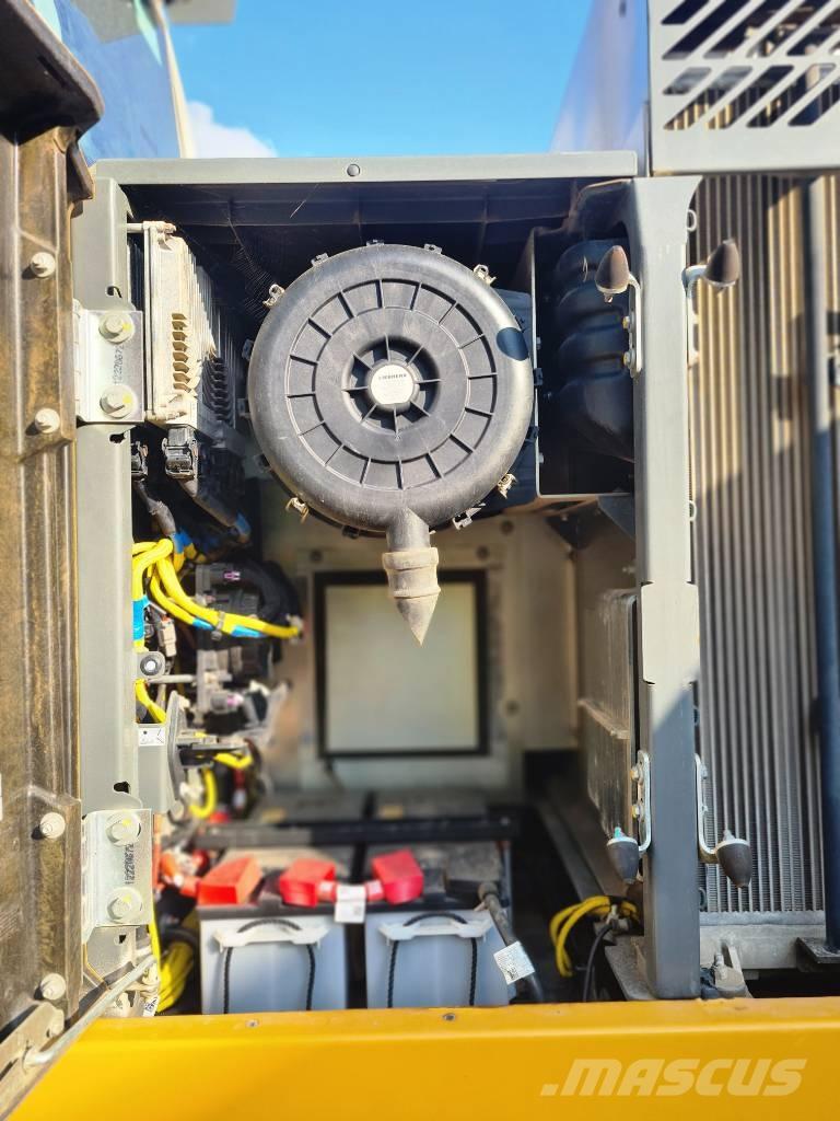 Liebherr R 930 LC Εκσκαφείς με ερπύστριες