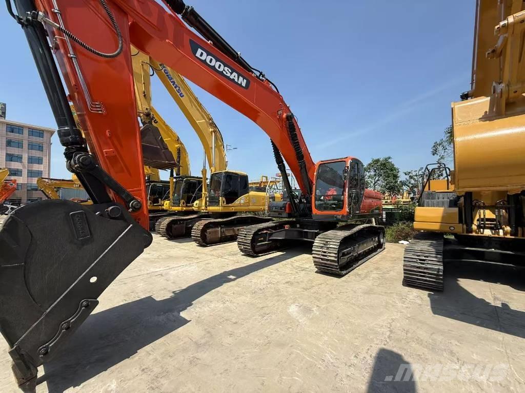 Doosan DX 340 Εκσκαφείς με ερπύστριες