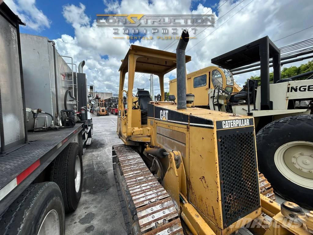 CAT D 3 C III Μπουλντόζες με ερπύστριες