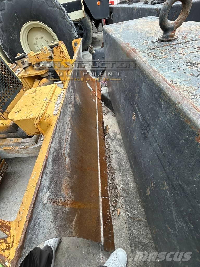 CAT D 3 C III Μπουλντόζες με ερπύστριες