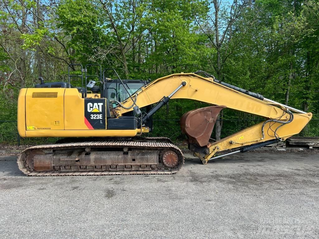 CAT 323 E Εκσκαφείς με ερπύστριες
