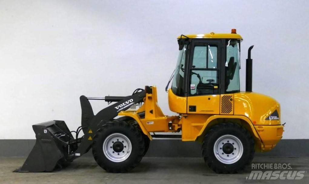 Volvo L 35 B - Z - 4x4 Φορτωτές με λάστιχα (Τροχοφόροι)