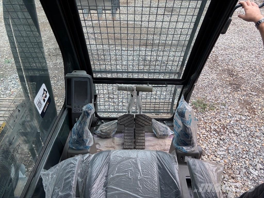 Hyundai Robex 220 LS Εκσκαφείς με ερπύστριες