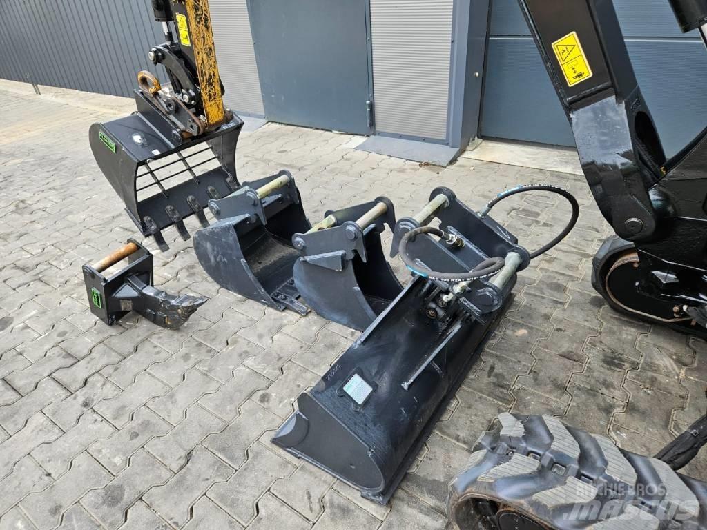 CAT 301.8 CR Εκσκαφάκι (διαβολάκι) < 7t