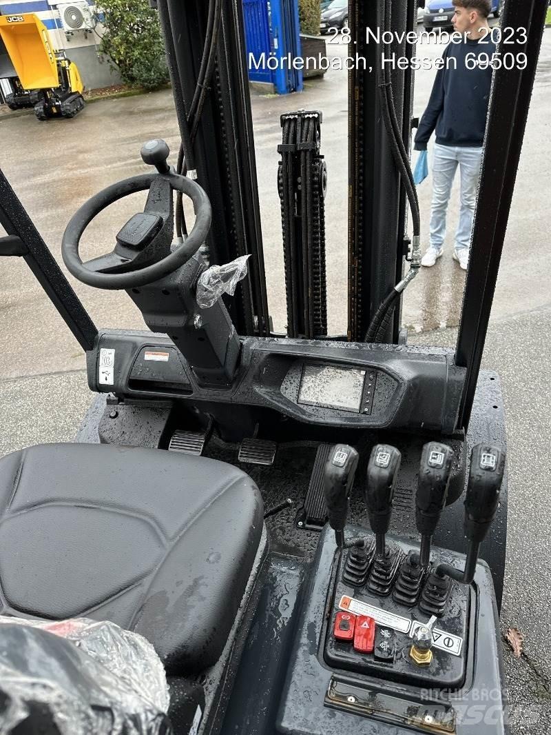 Doosan D30NXS Πετρελαιοκίνητα Κλαρκ