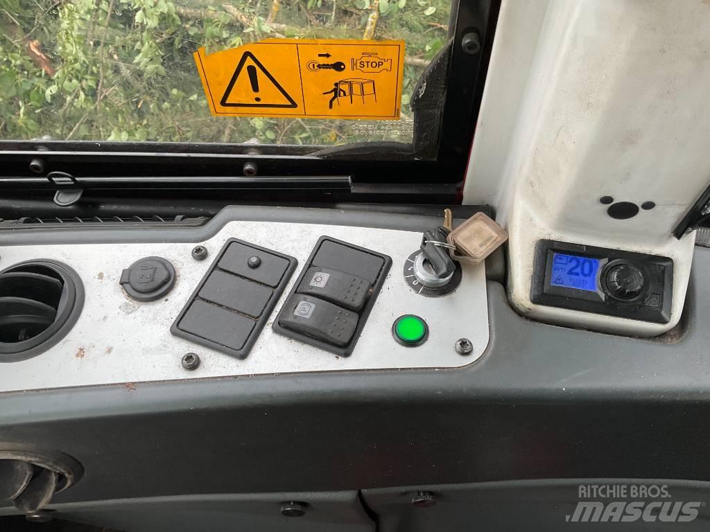 Komatsu 845 Μεταφορείς ξυλείας