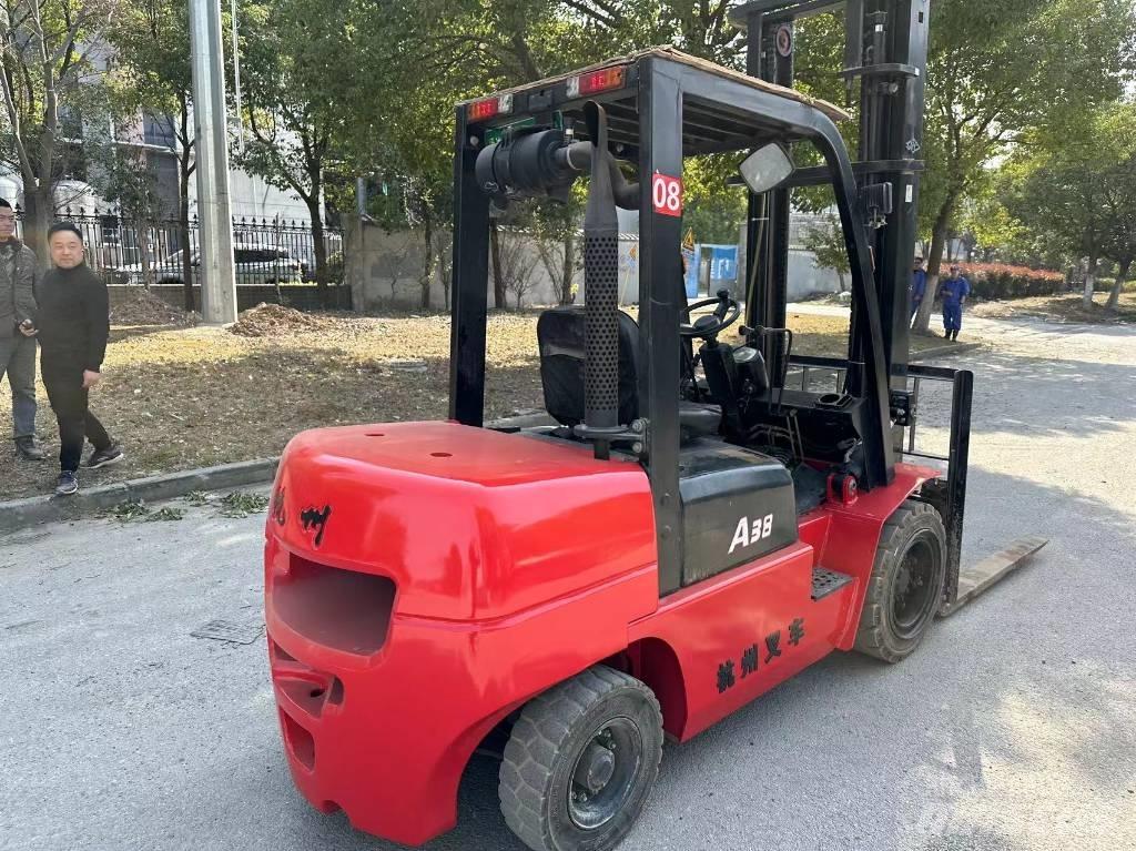 Hangcha A38 Πετρελαιοκίνητα Κλαρκ