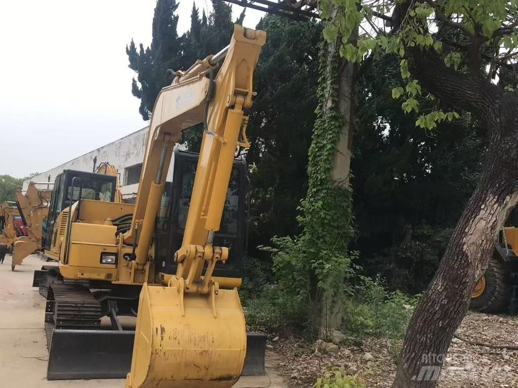 Komatsu PC 70 Εκσκαφείς με ερπύστριες