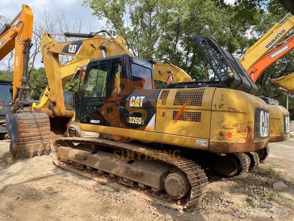 CAT 326 D2 Εκσκαφείς με ερπύστριες