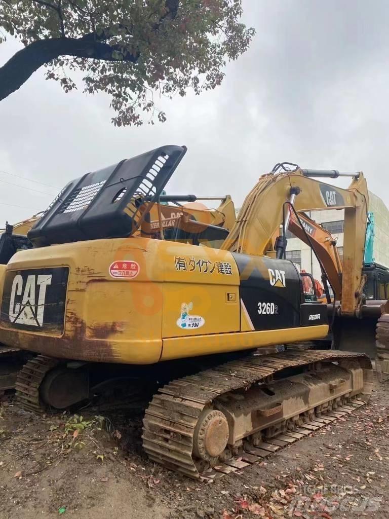 CAT 326 D2 Εκσκαφείς με ερπύστριες