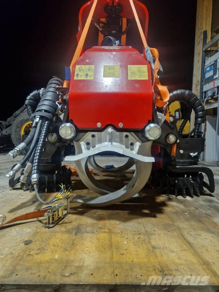 Komatsu C 144 Κεφαλές συλλεκτικών μηχανών