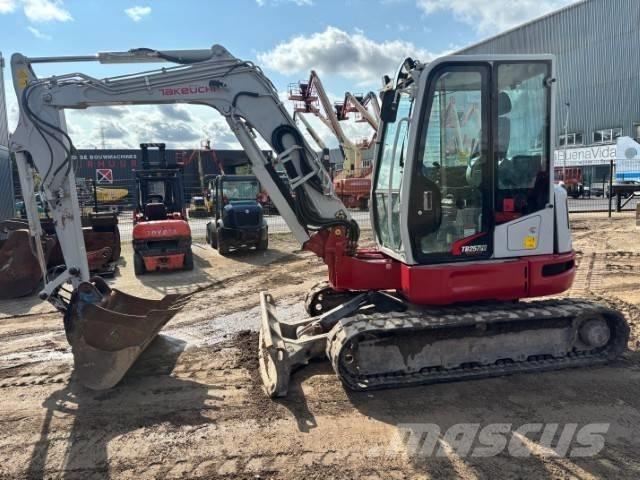 Takeuchi TB 257 FR Εκσκαφάκι (διαβολάκι) < 7t
