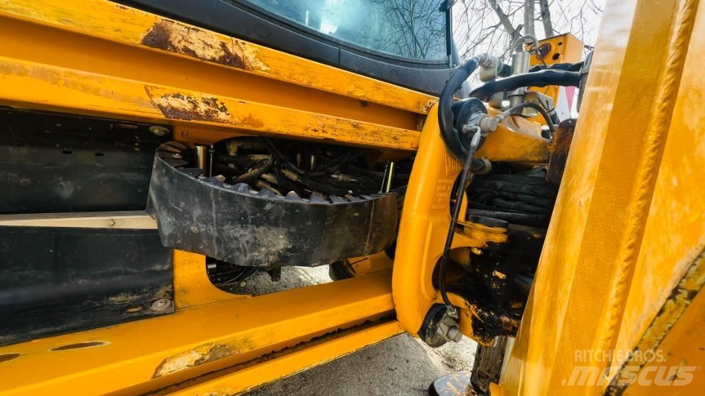 JCB 4 CX Εκσκαφείς Φορτωτές τύπου JCB