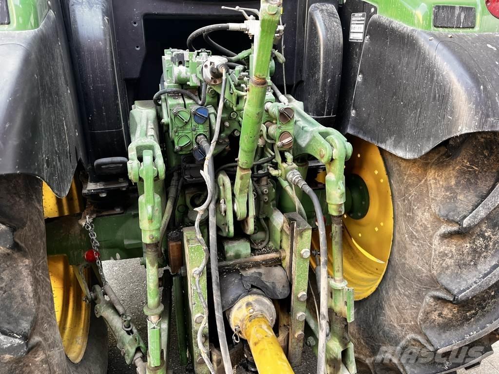 John Deere 6105R Τρακτέρ