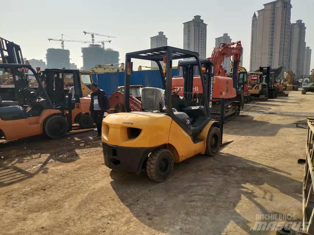 Komatsu FD 30 T-16 Πετρελαιοκίνητα Κλαρκ