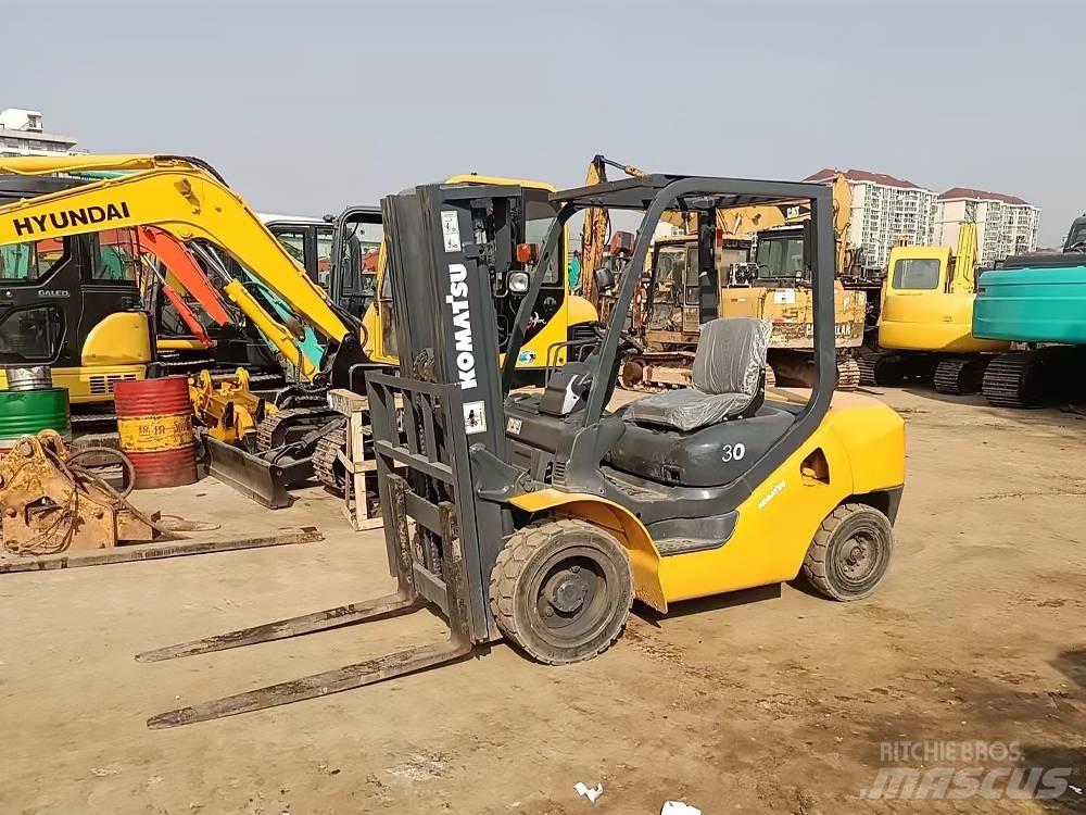 Komatsu FD 30 T-16 Πετρελαιοκίνητα Κλαρκ