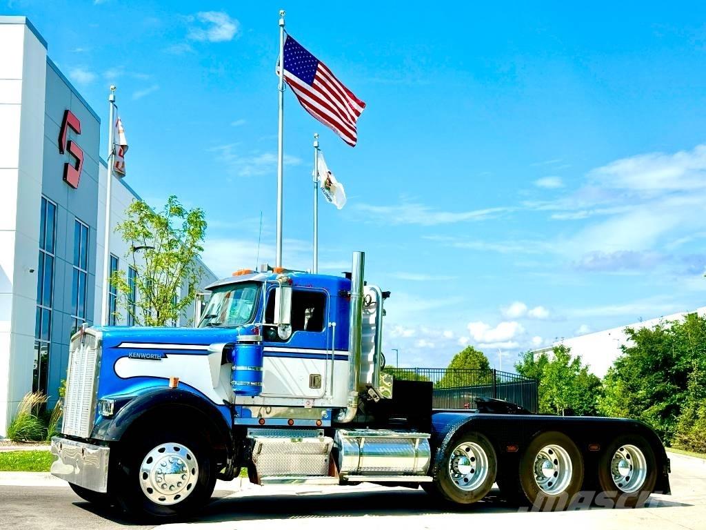 Kenworth W 900 Τράκτορες