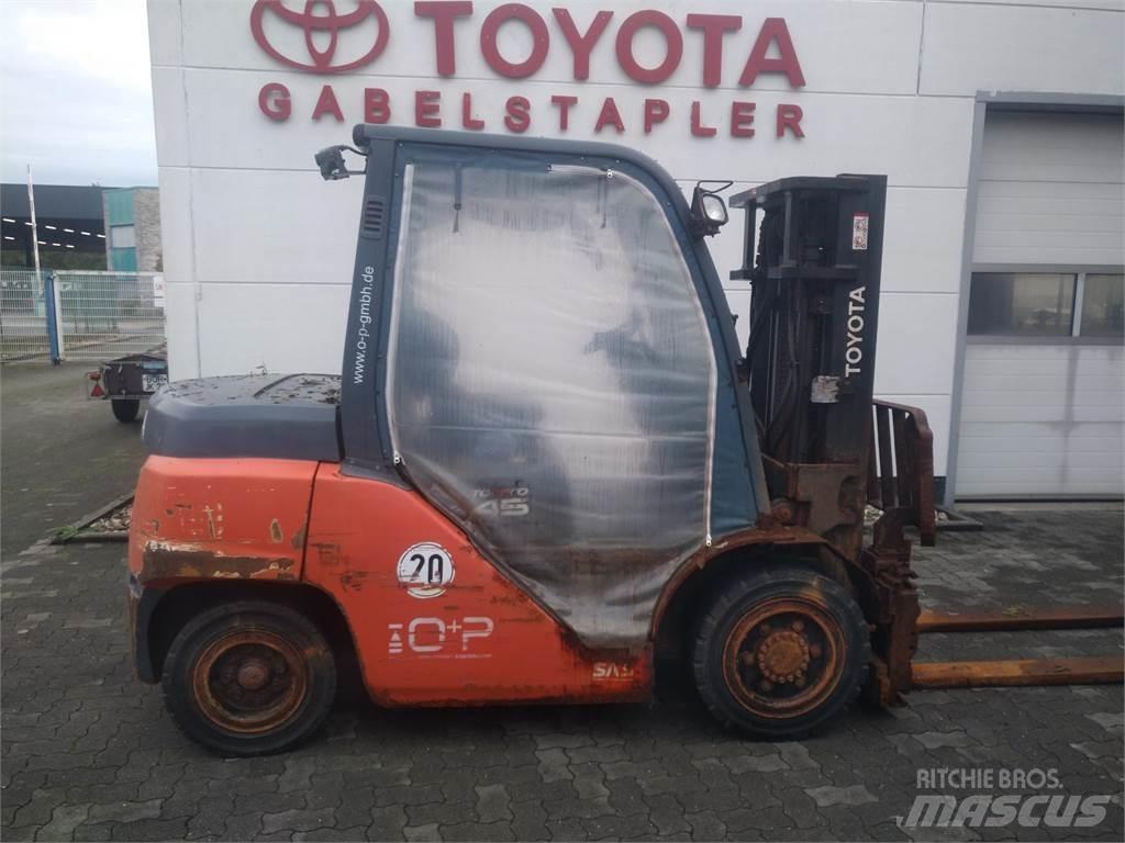 Toyota 40-8FD40N Πετρελαιοκίνητα Κλαρκ